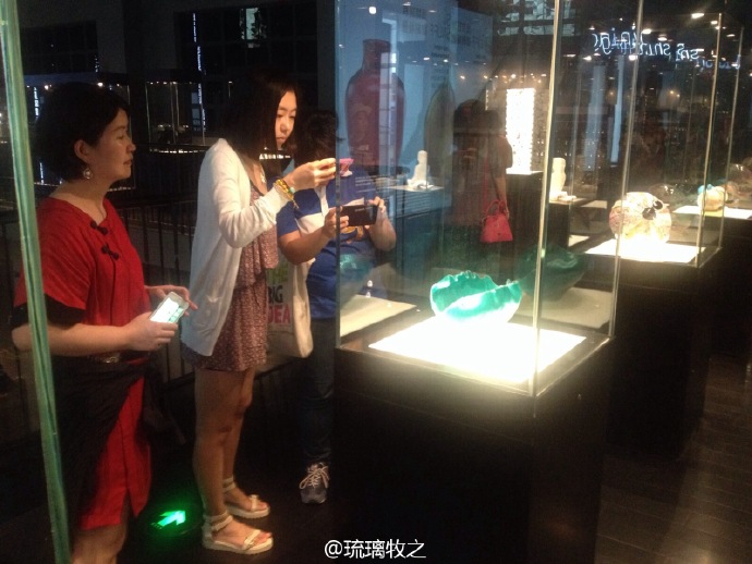 dvubb 图片点击可在新窗口打开查看